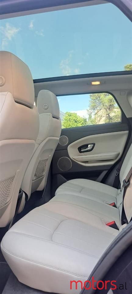 2018' Land Rover Range Rover photo #3