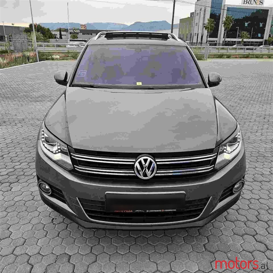 2013' Volkswagen Tiguan photo #1