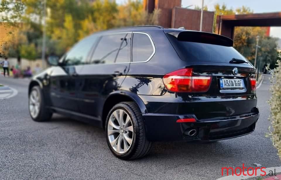 2010' BMW X5 M photo #5