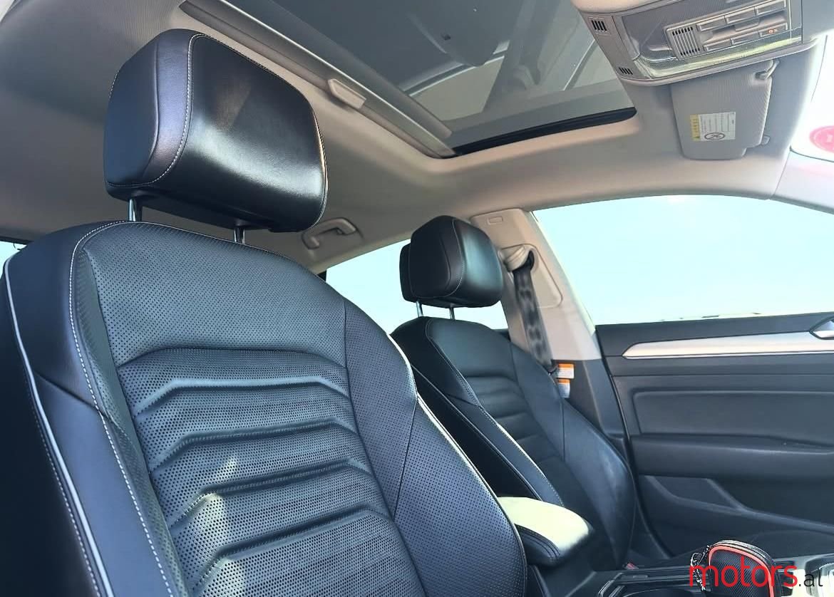 2020' Volkswagen Arteon photo #2