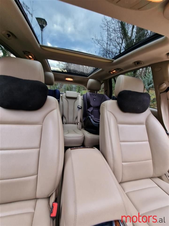 2012' Mercedes-Benz R 350 photo #2