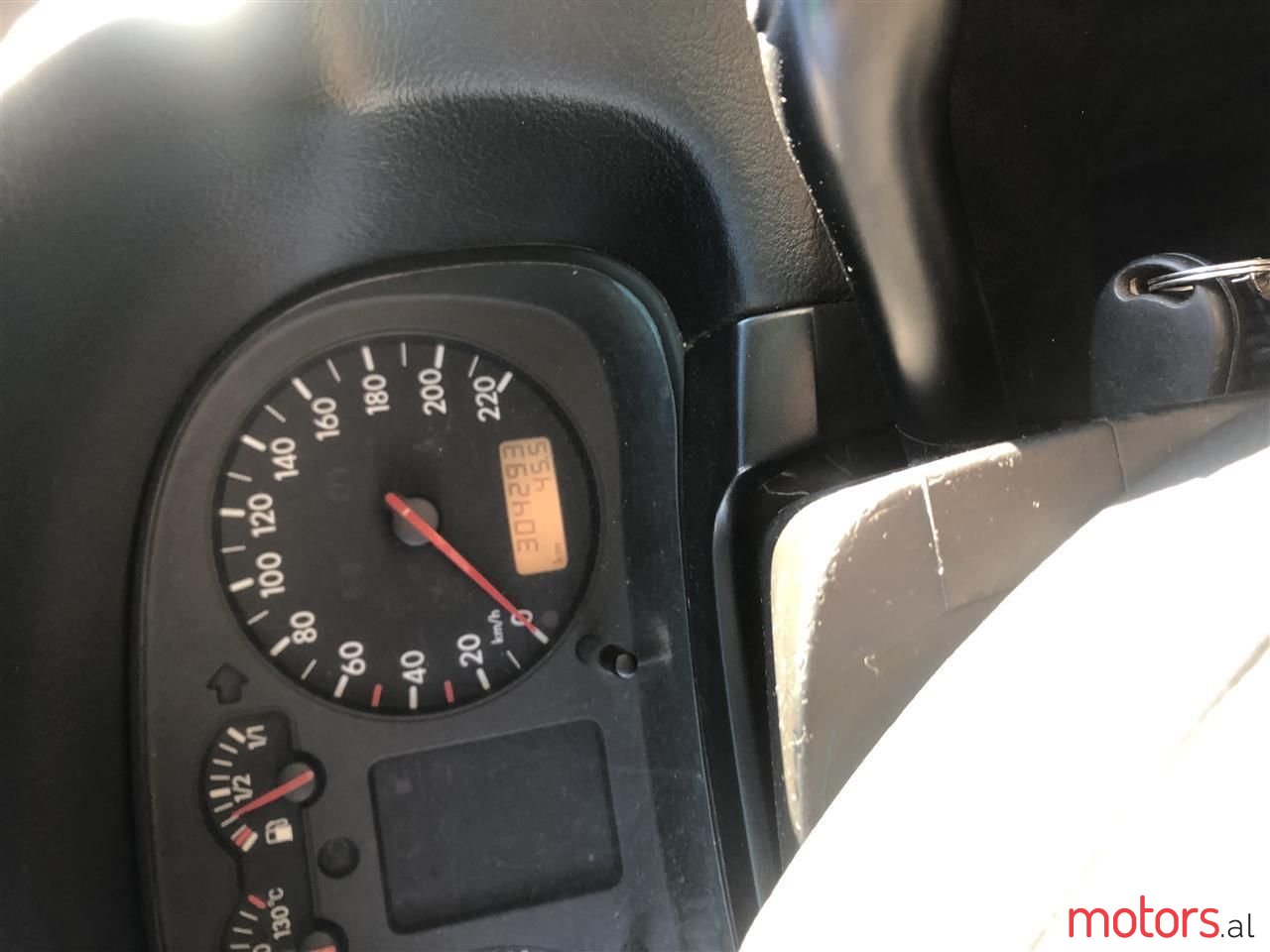 1999' Volkswagen Golf photo #3