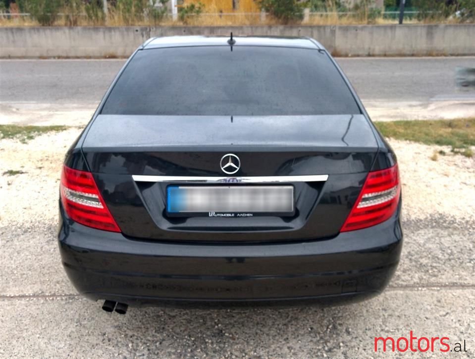 2011' Mercedes-Benz C 180 photo #5