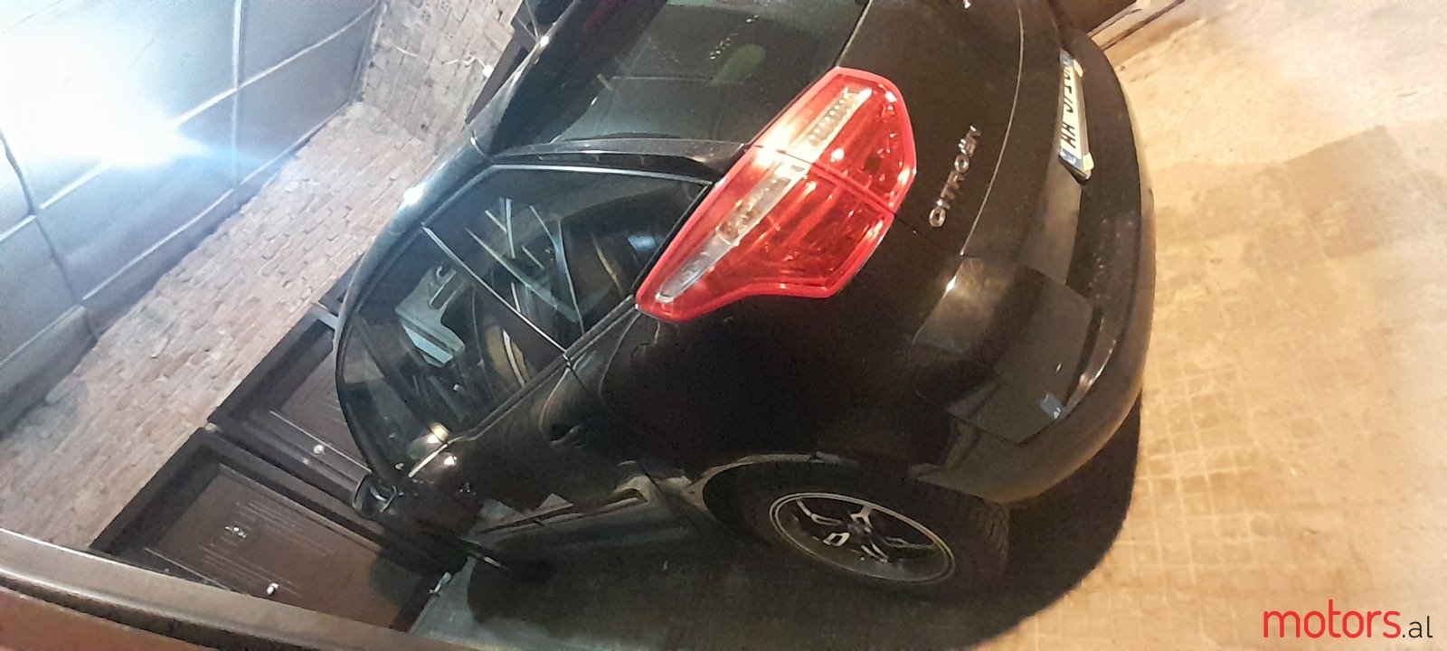 2008' Citroen C4 Picasso photo #2