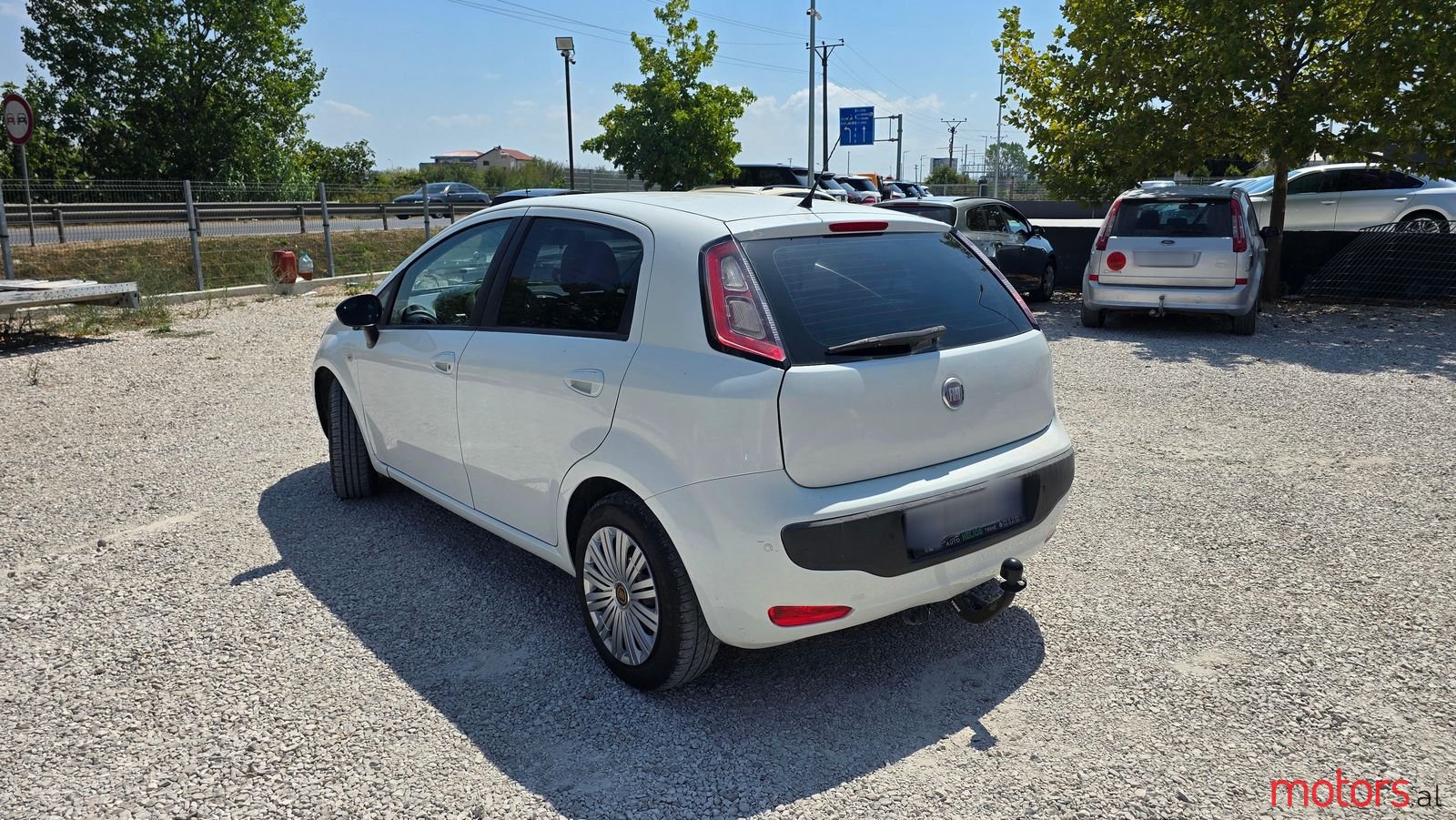 2012' Fiat Grande Punto photo #4