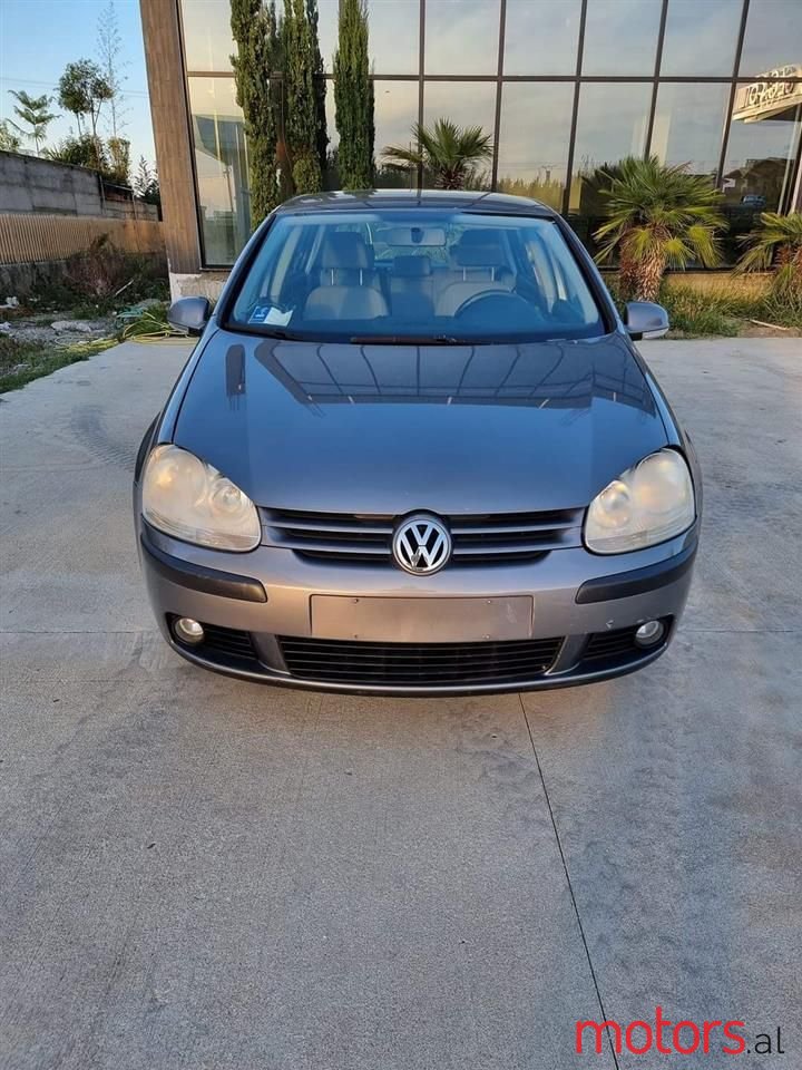 2008' Volkswagen Golf photo #4