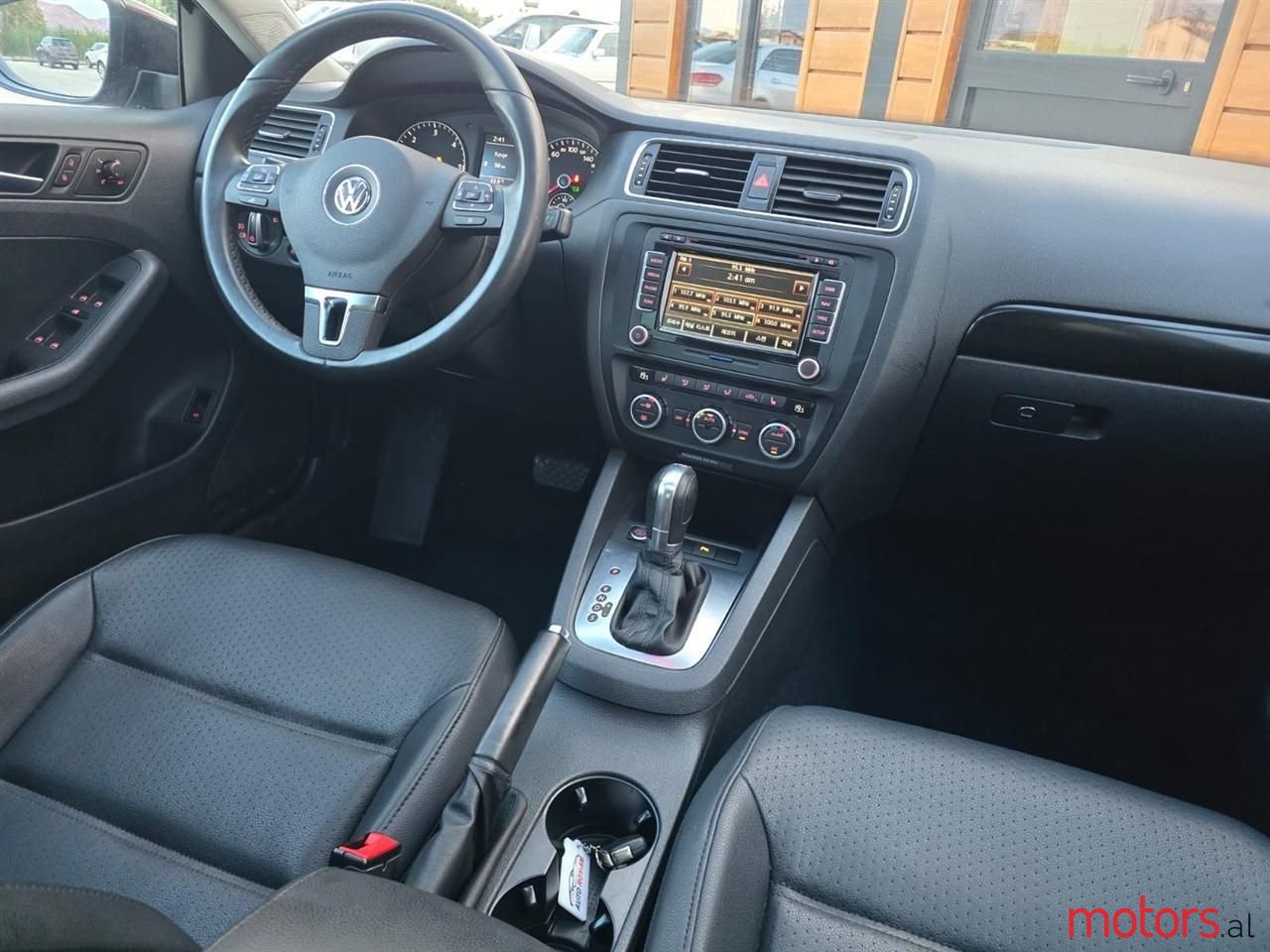 2013' Volkswagen Jetta photo #5