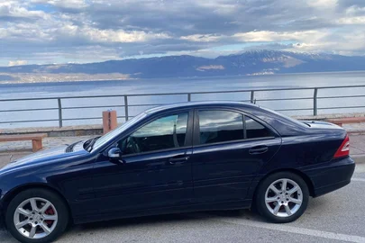 2006' Mercedes-Benz 230