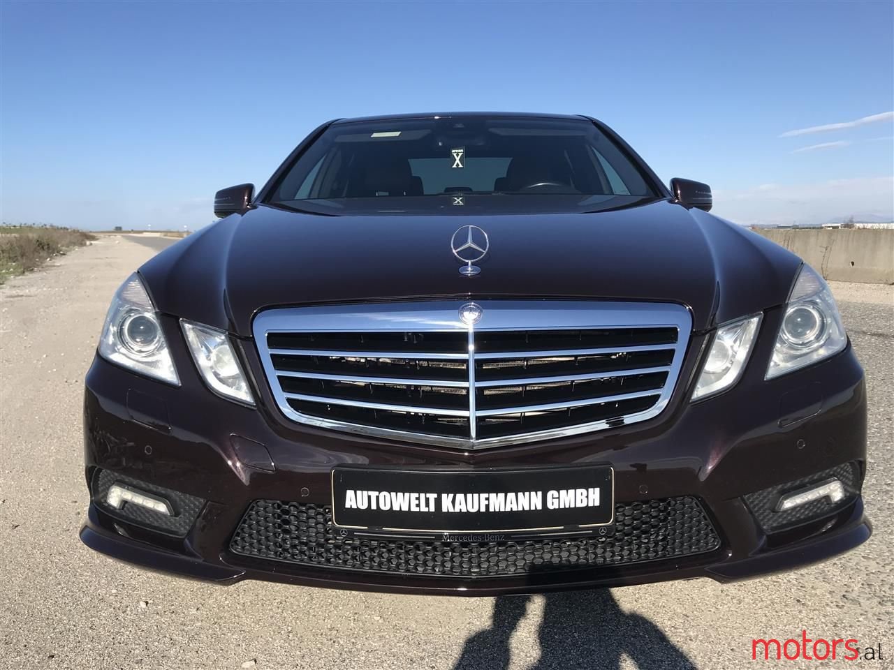 2010' Mercedes-Benz E 350 photo #1