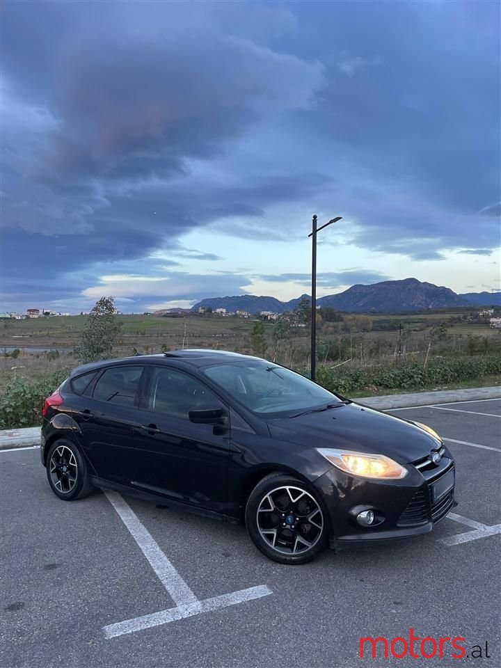 2013' Ford Focus photo #2