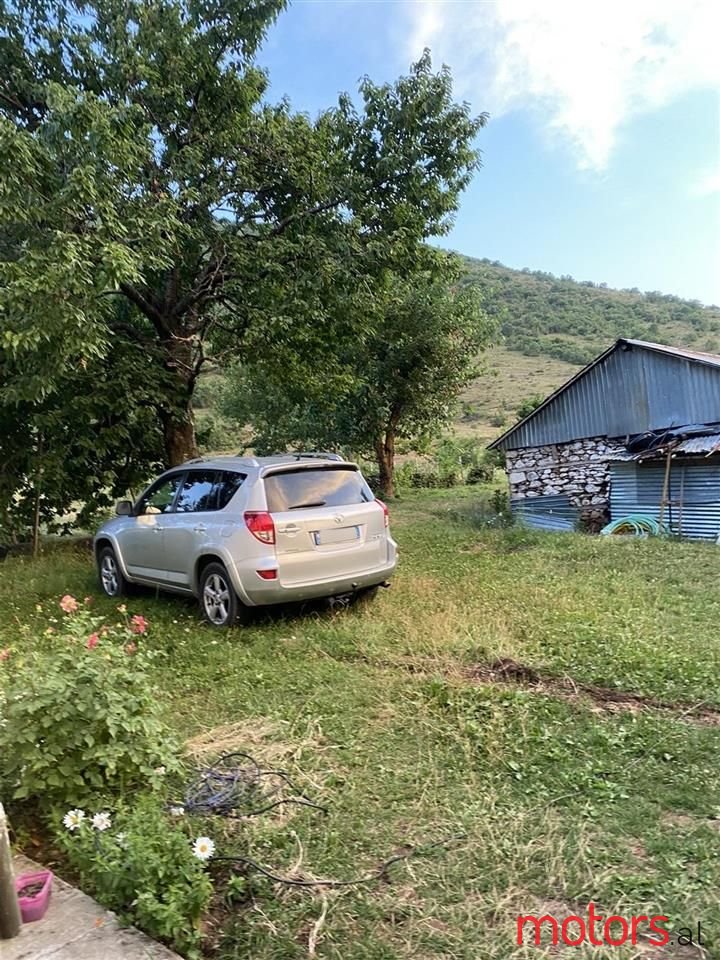 2008' Toyota RAV4 photo #2