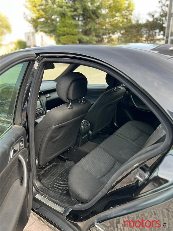 2006' Mercedes-Benz C 200 photo #5