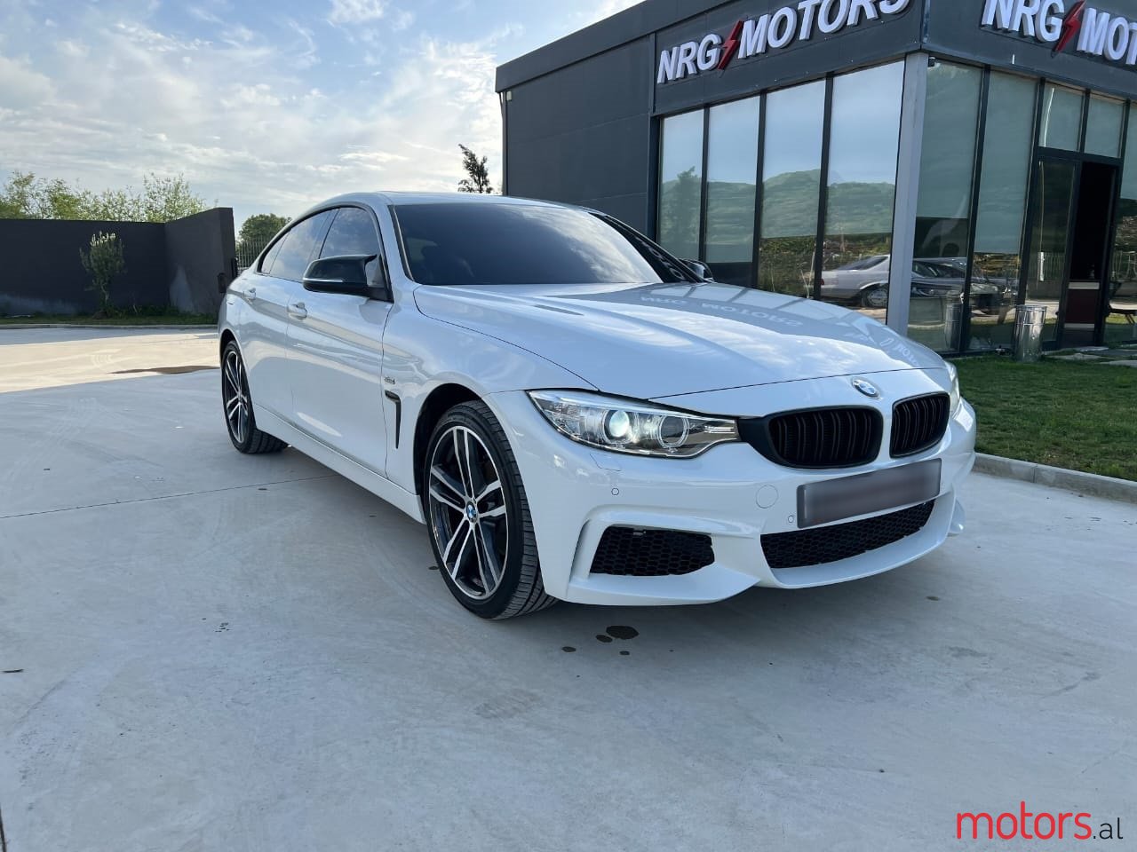 2015' BMW 420 photo #2