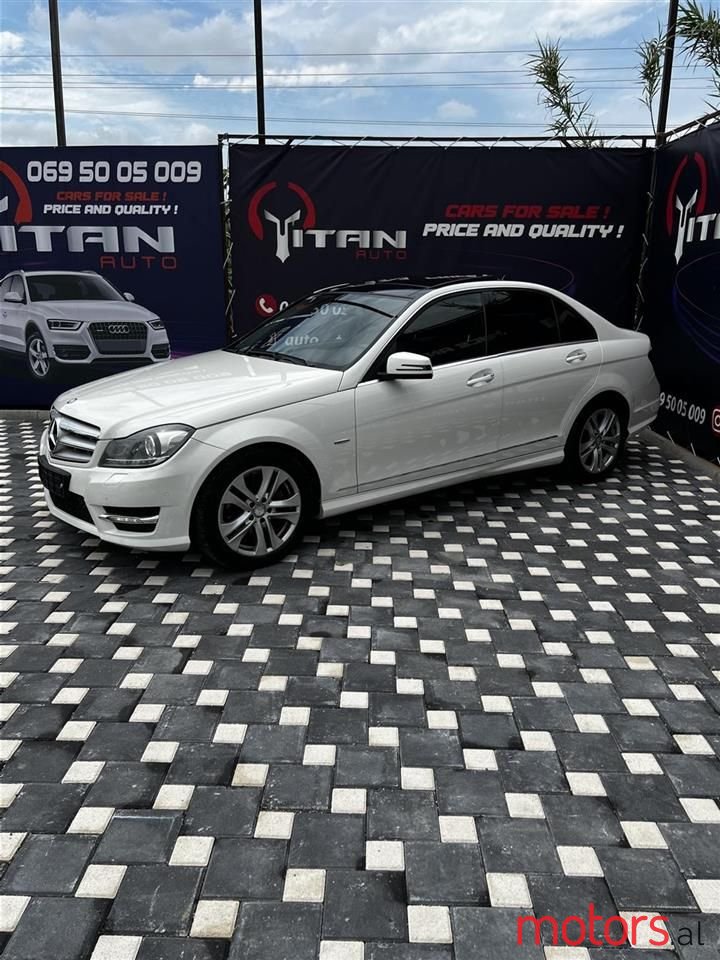 2013' Mercedes-Benz C 220 photo #6