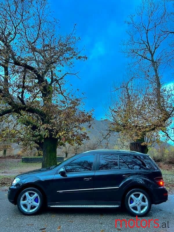 2009' Mercedes-Benz ML 320 photo #4