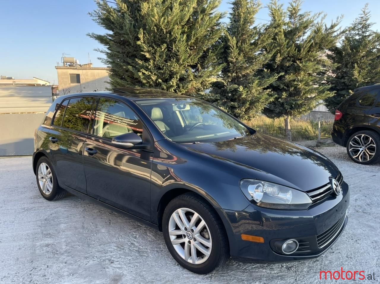 2010' Volkswagen Golf photo #6