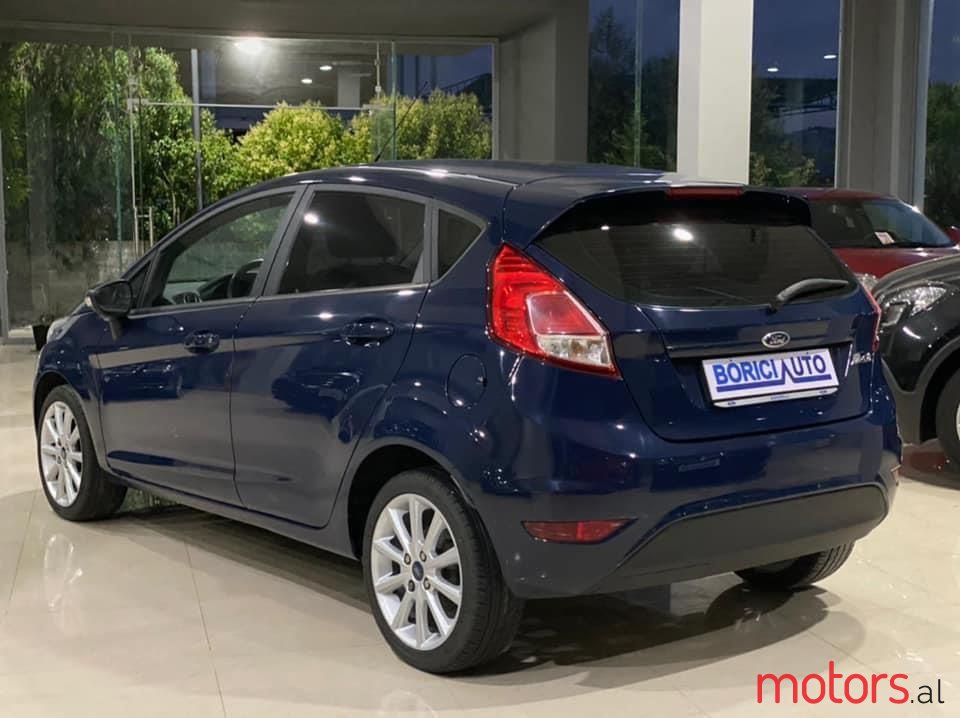 2014' Ford Fiesta photo #2