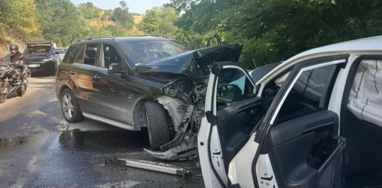 Aksident në rrugën Librazhd-Qukës