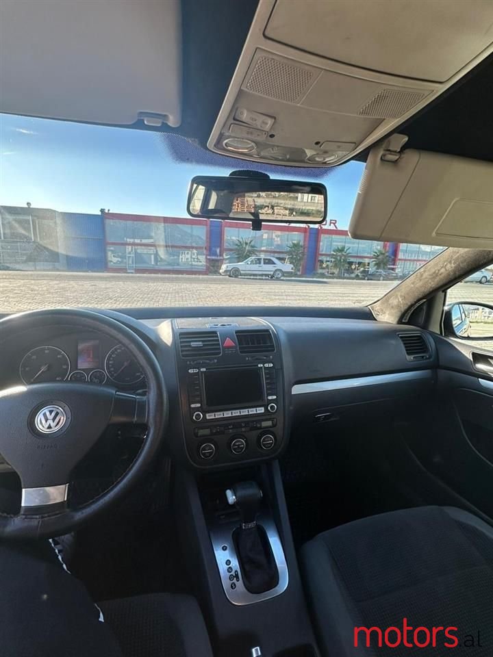 2006' Volkswagen Golf photo #4