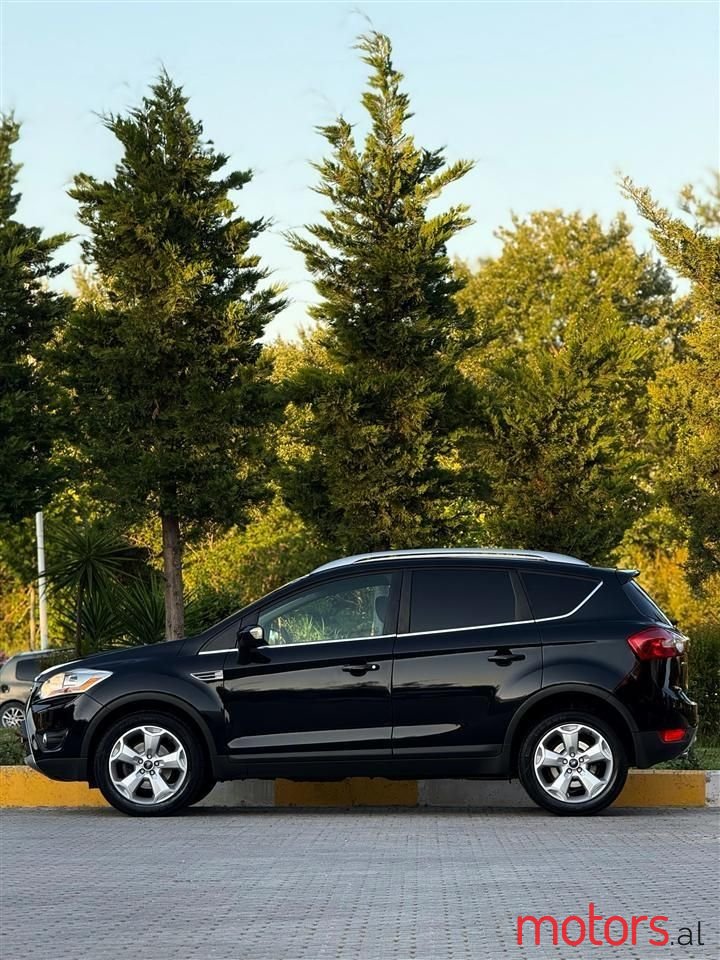 2011' Ford Kuga photo #5