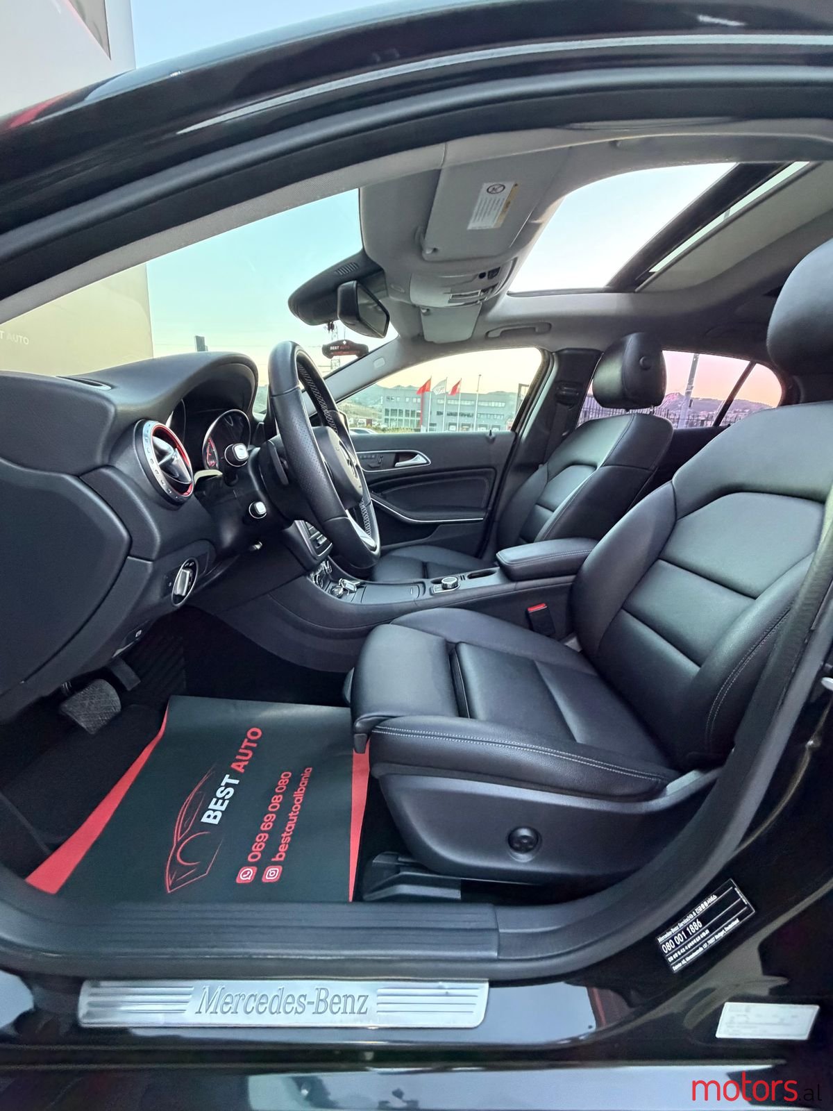 2016' Mercedes-Benz GLA 200 photo #3