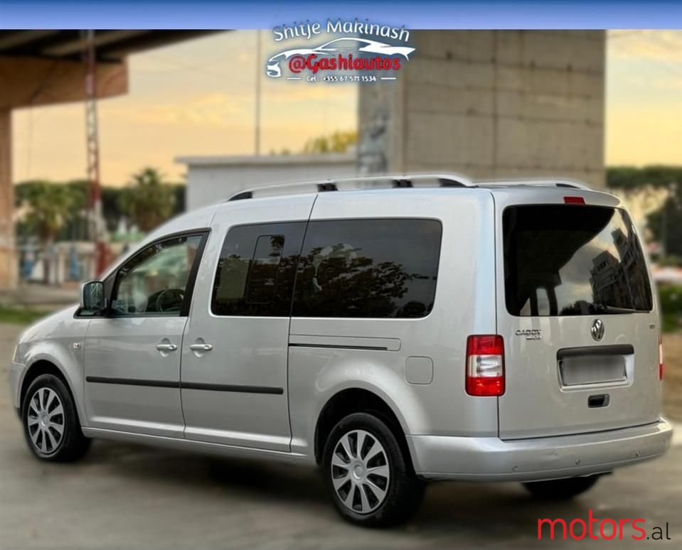 2009' Volkswagen Caddy photo #6