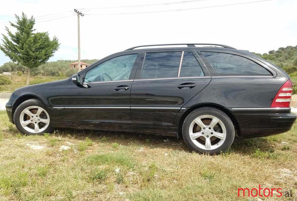 2006' Mercedes-Benz C 220 photo #1