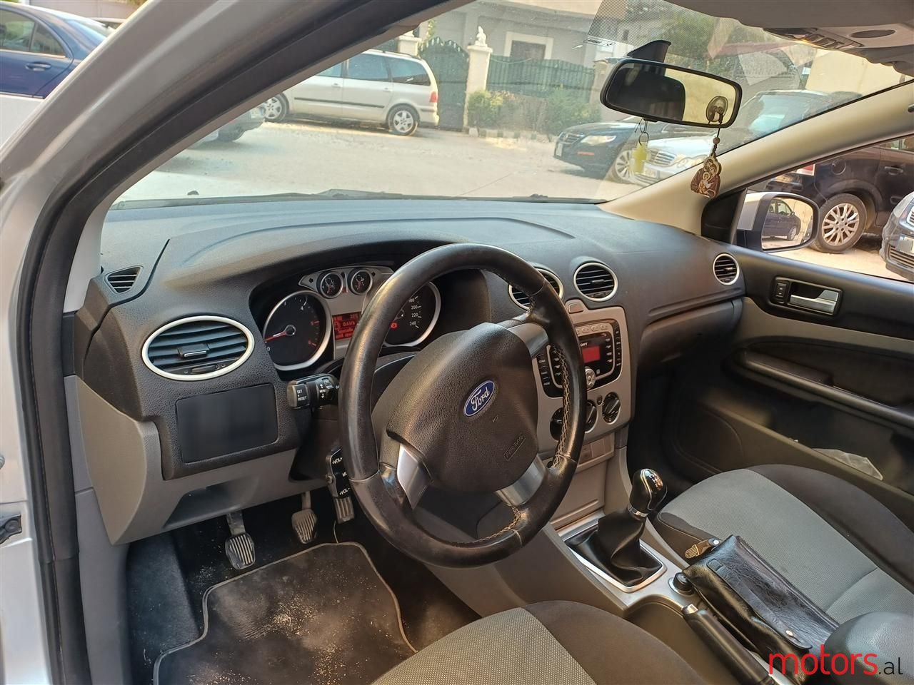 2010' Ford Focus photo #4