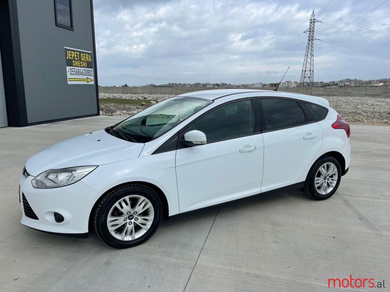 2011' Ford Focus photo #1