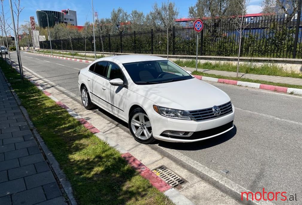 2013' Volkswagen CC photo #1