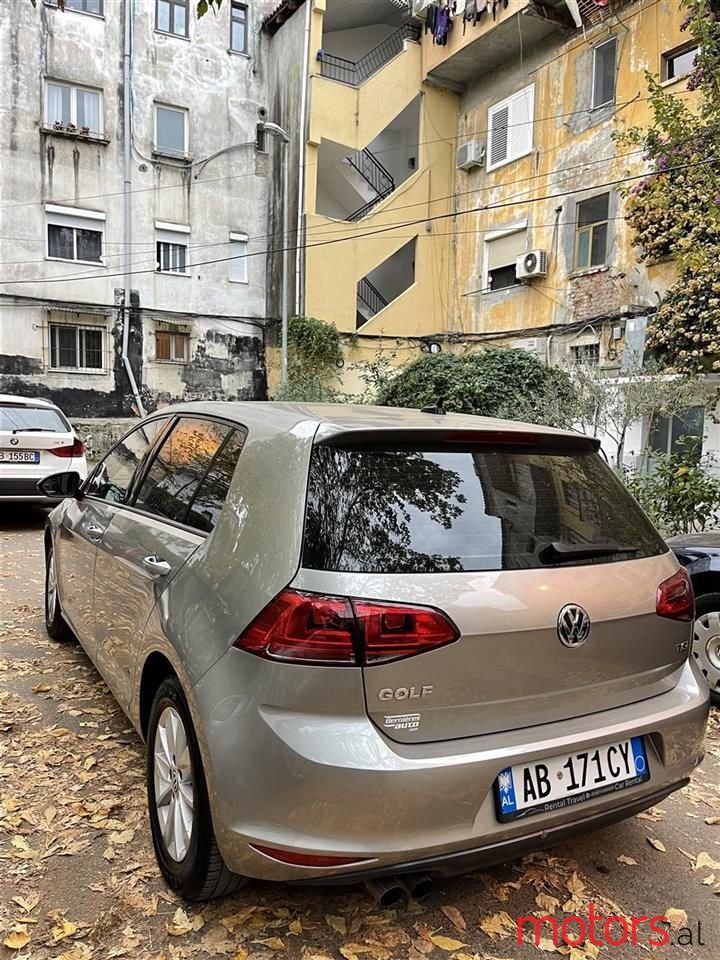 2016' Volkswagen Golf photo #4