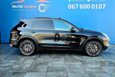 2012' Porsche Cayenne
