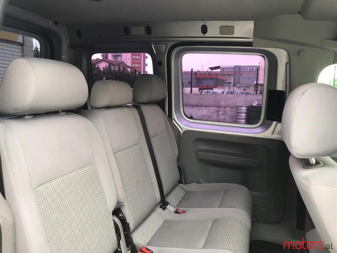 2008' Volkswagen Caddy photo #5