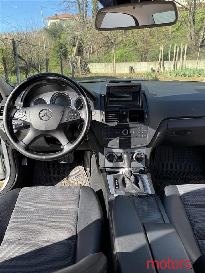 2008' Mercedes-Benz C 200 photo #1