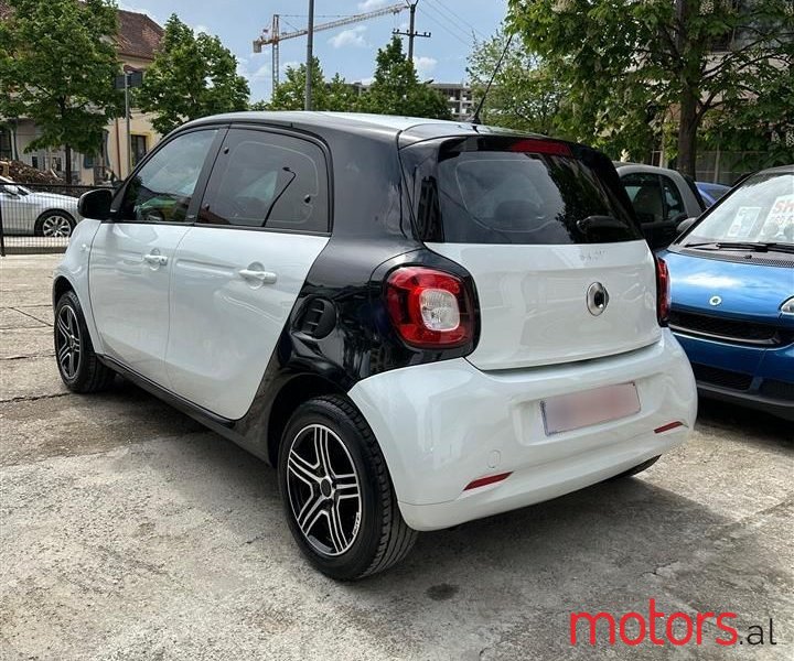 2015' Smart Fortwo photo #5