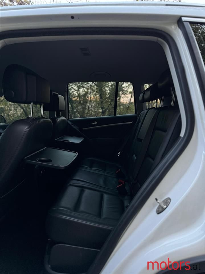 2013' Volkswagen Tiguan photo #6