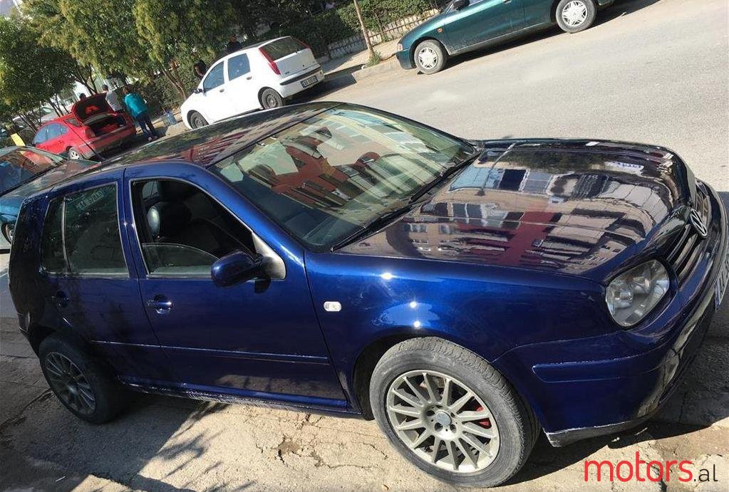 2000' Volkswagen Golf photo #1