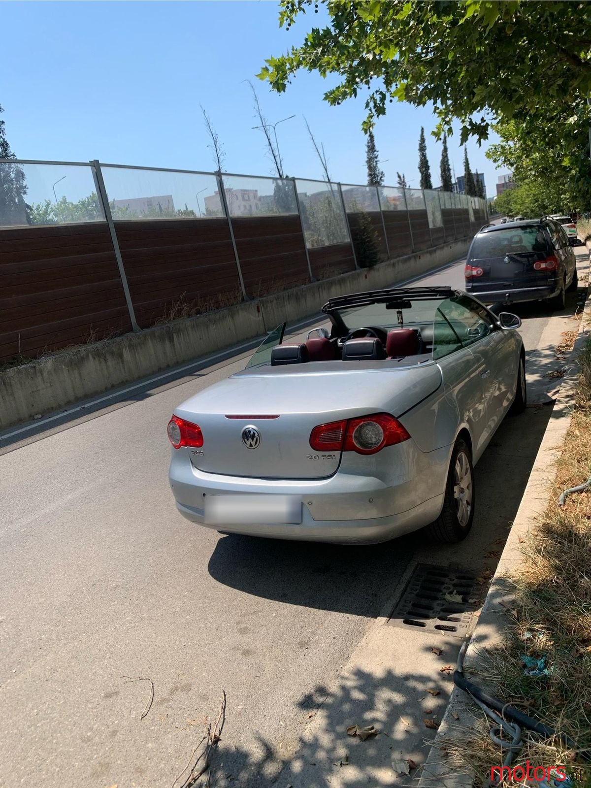 2006' Volkswagen Eos photo #5