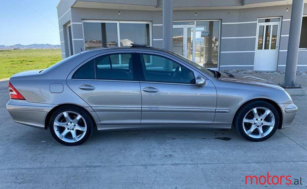 2007' Mercedes-Benz C 220 photo #1