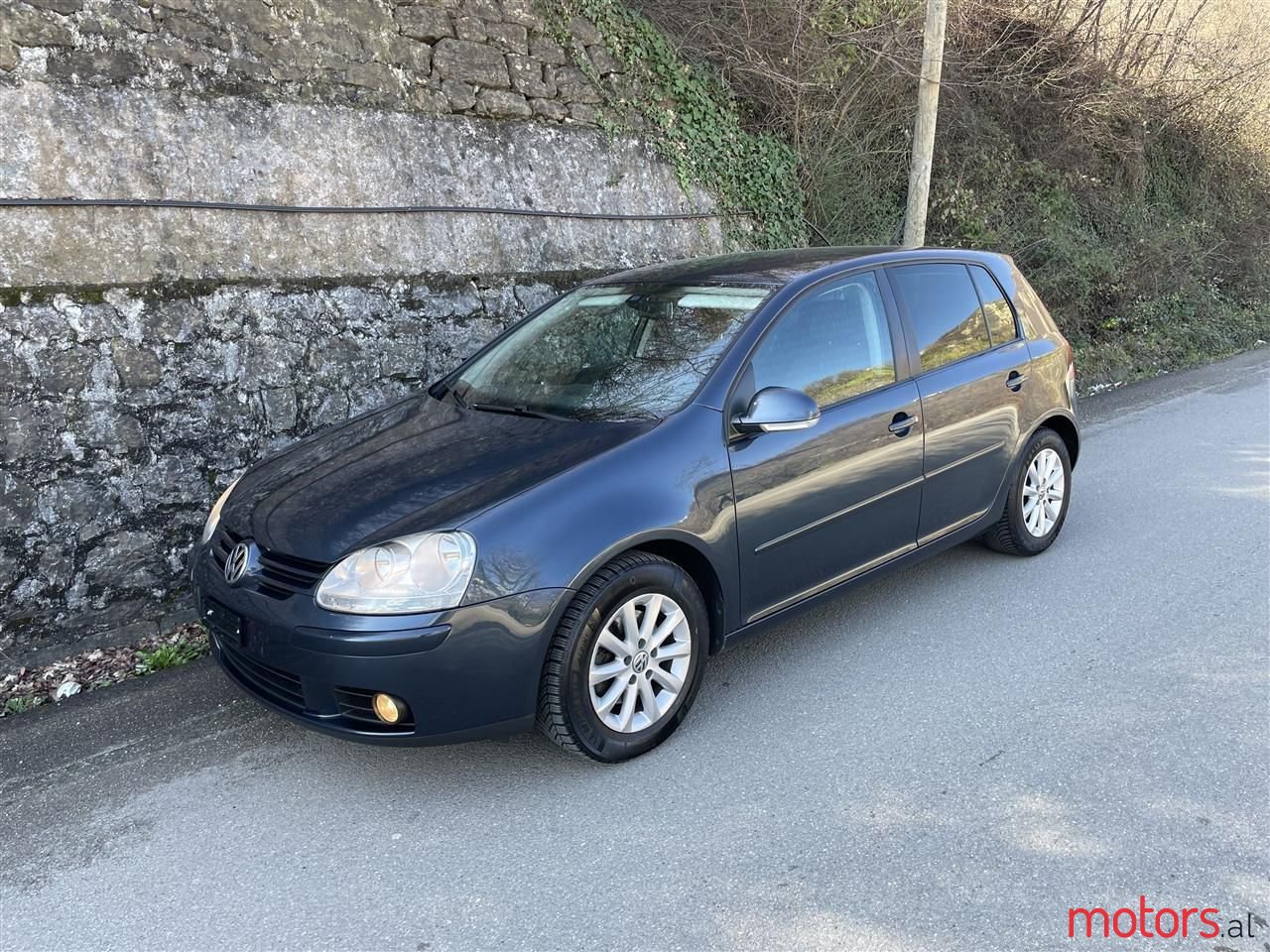 2008' Volkswagen Golf photo #1