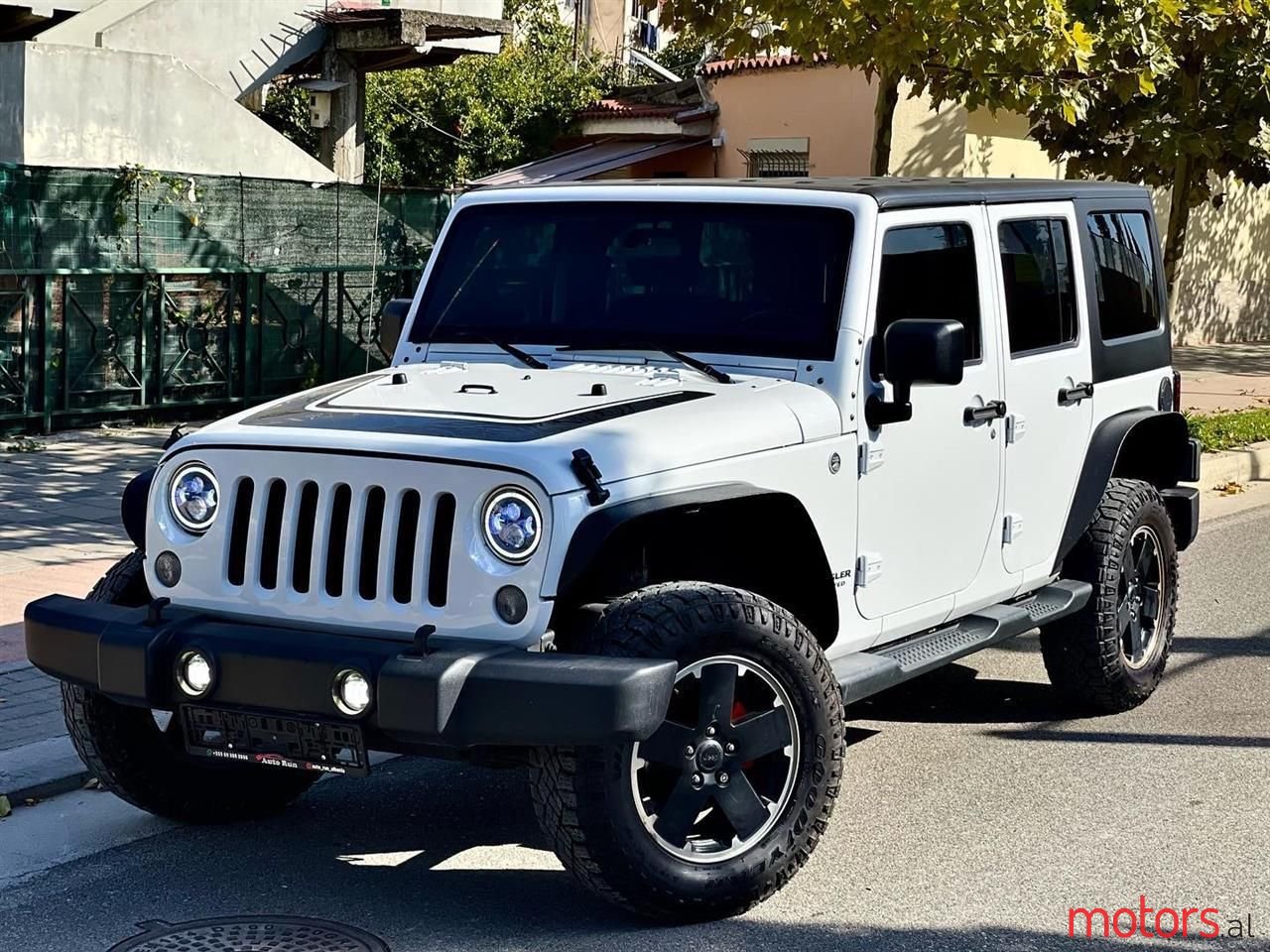 2012' Jeep Wrangler photo #3