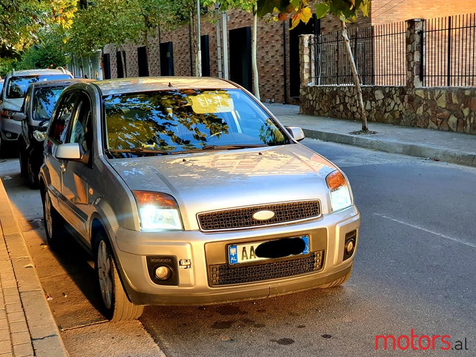 2006' Ford Fusion photo #3