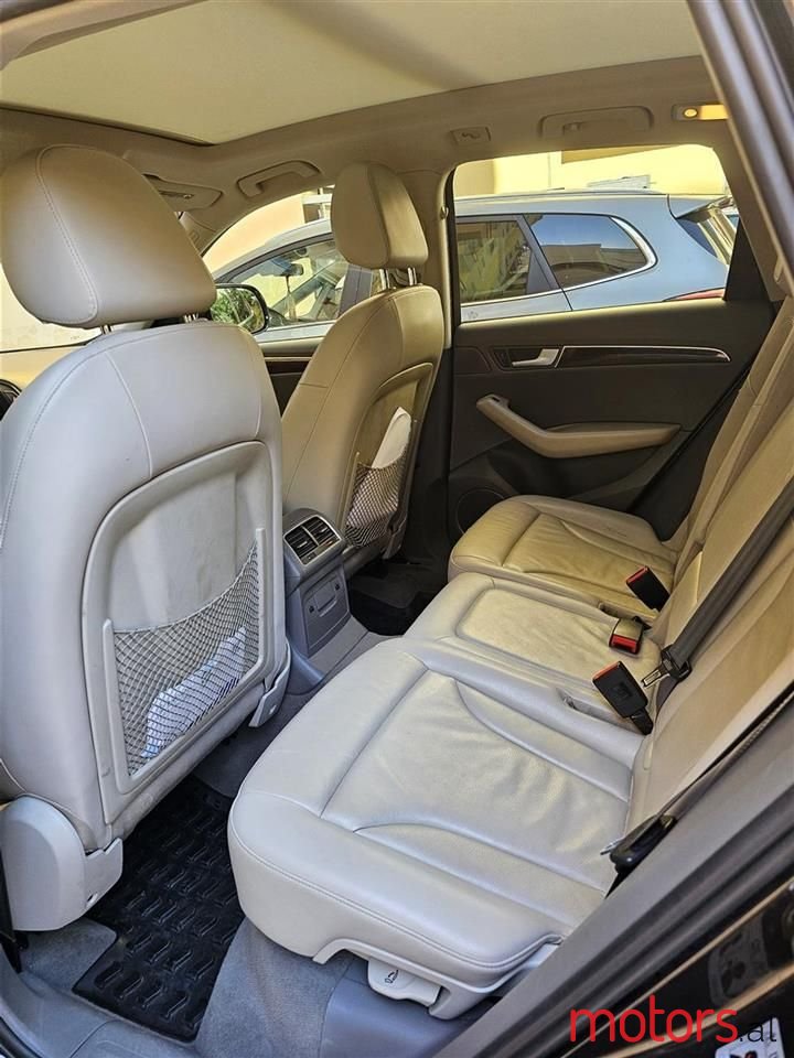 2010' Audi Q5 photo #4