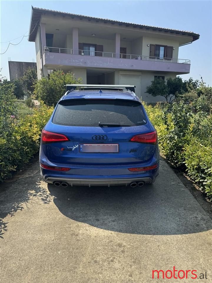 2015' Audi SQ5 photo #2