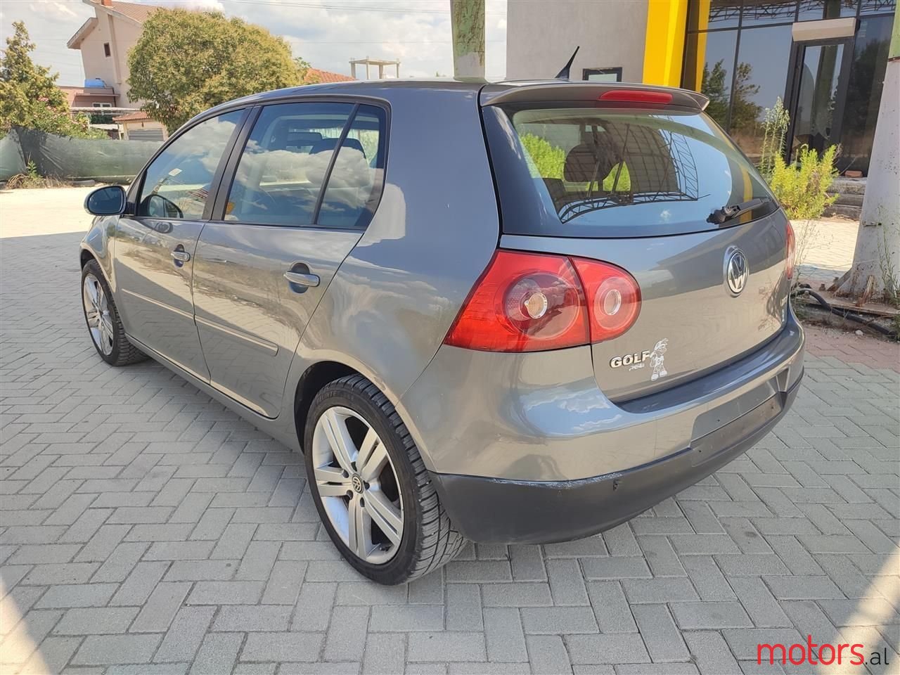 2007' Volkswagen Golf photo #6