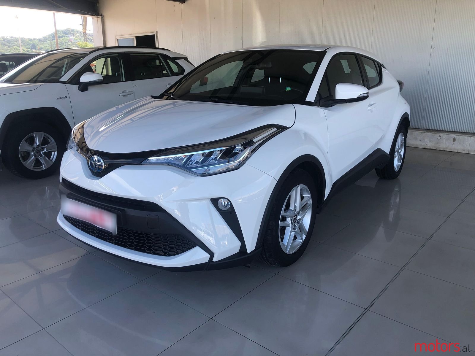 2023' Toyota C-HR photo #1