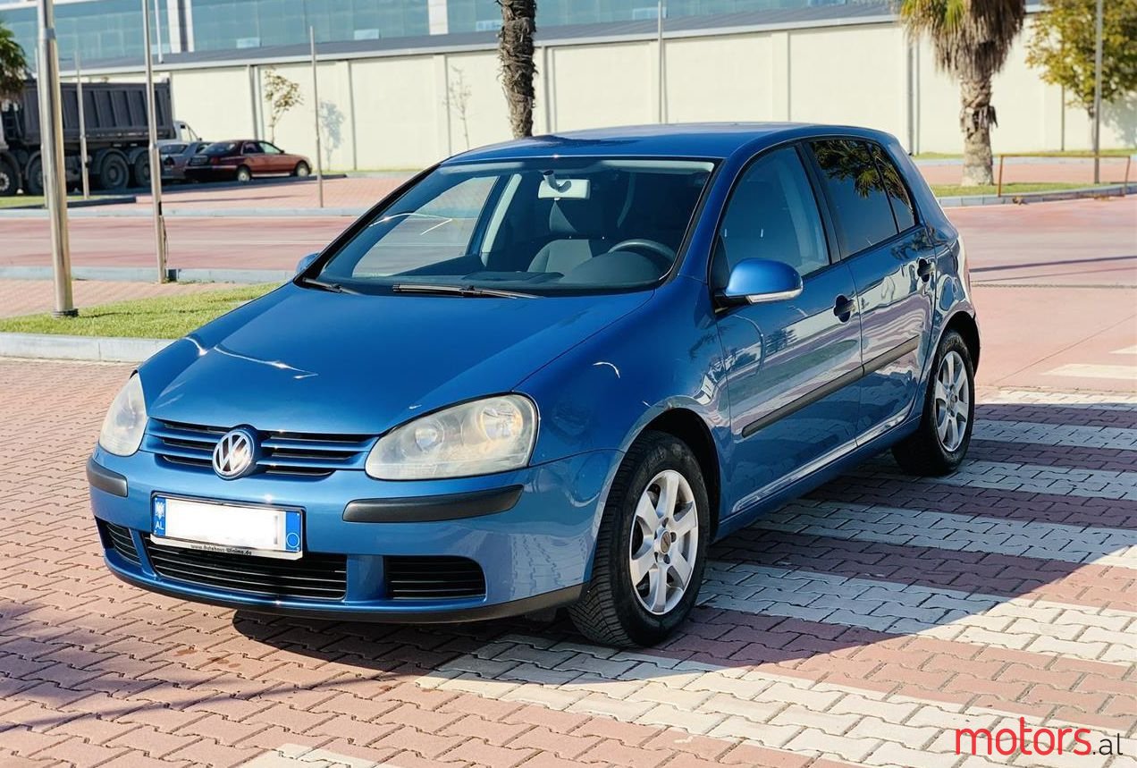 2005' Volkswagen Golf photo #1