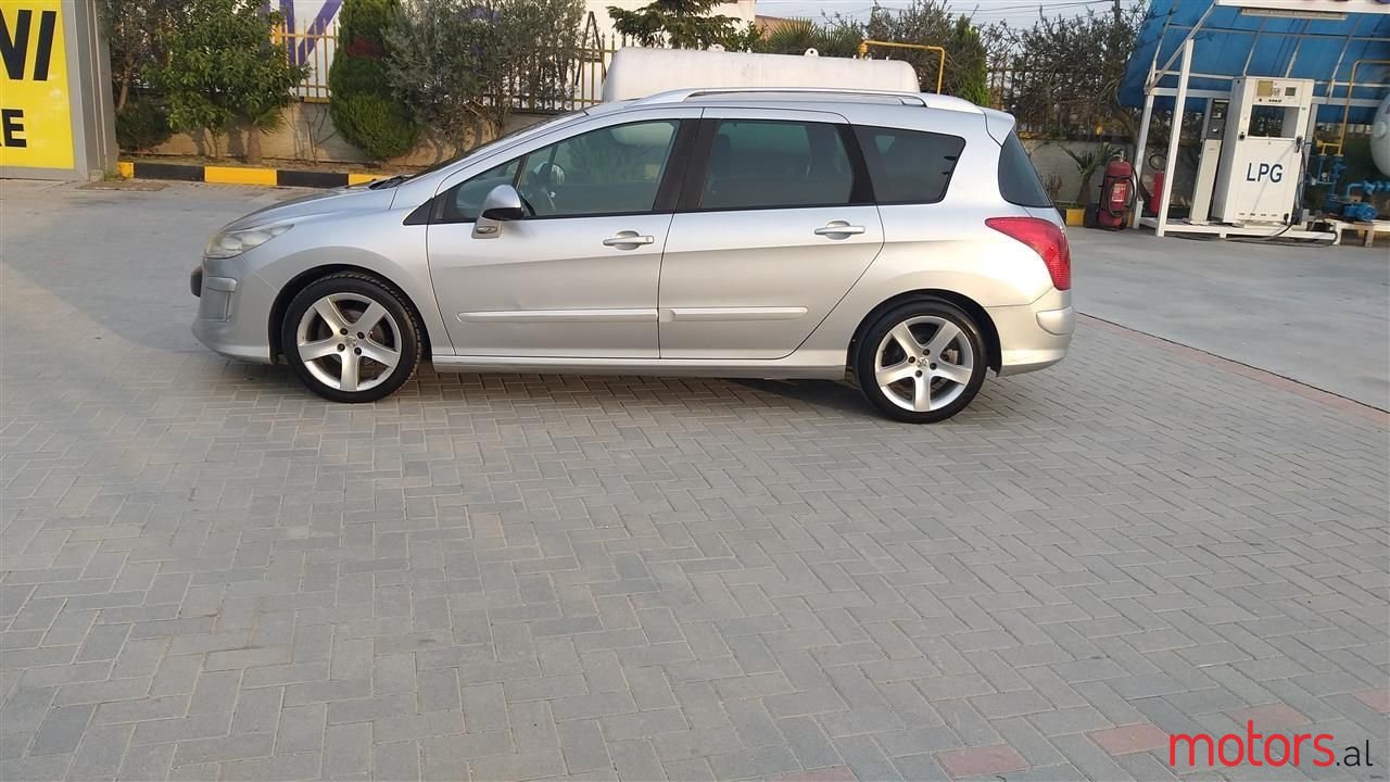 2008' Peugeot 308 photo #5