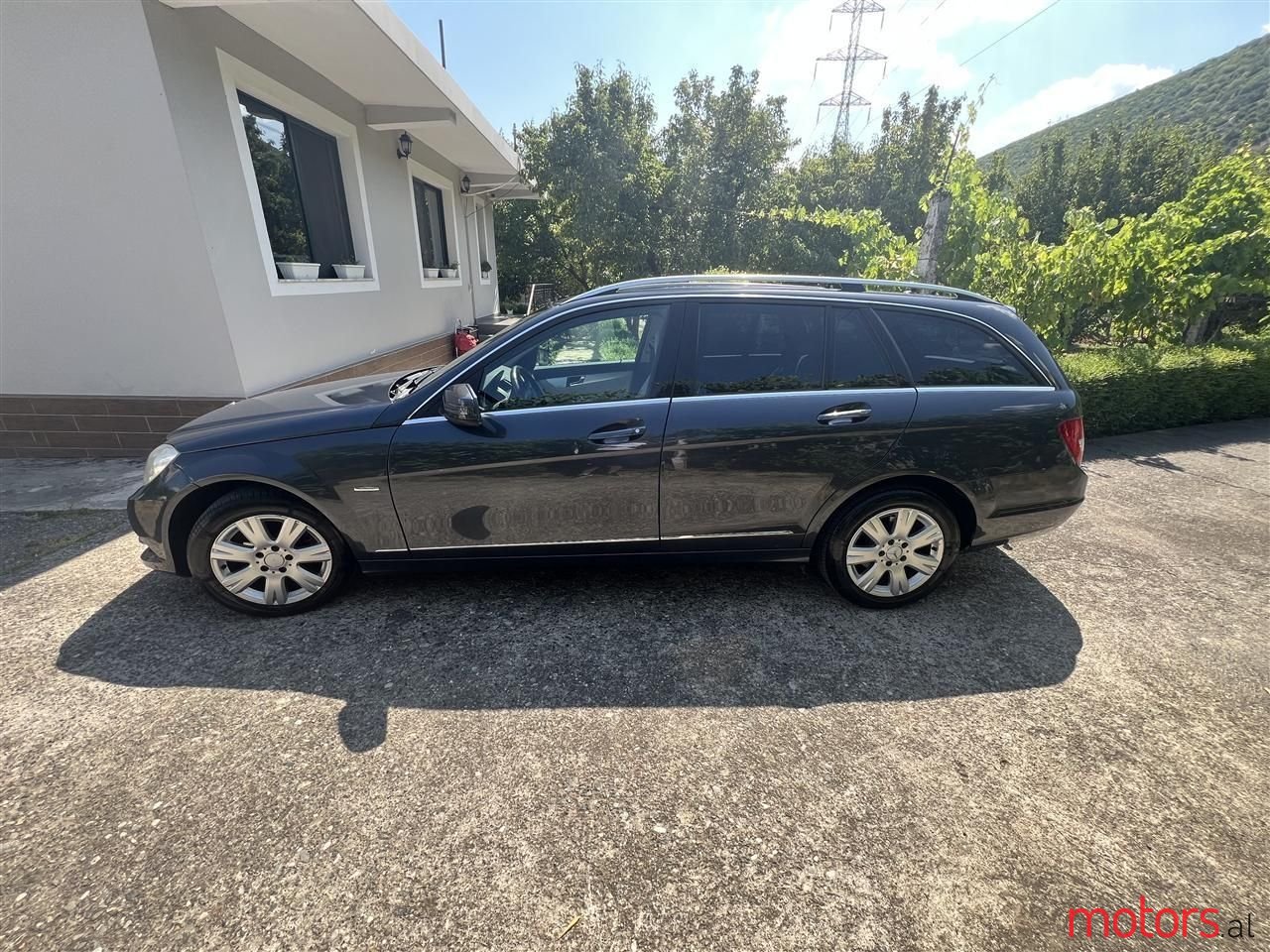 2009' Mercedes-Benz 200 photo #3