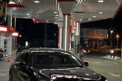 2020' Mercedes-Benz S 400